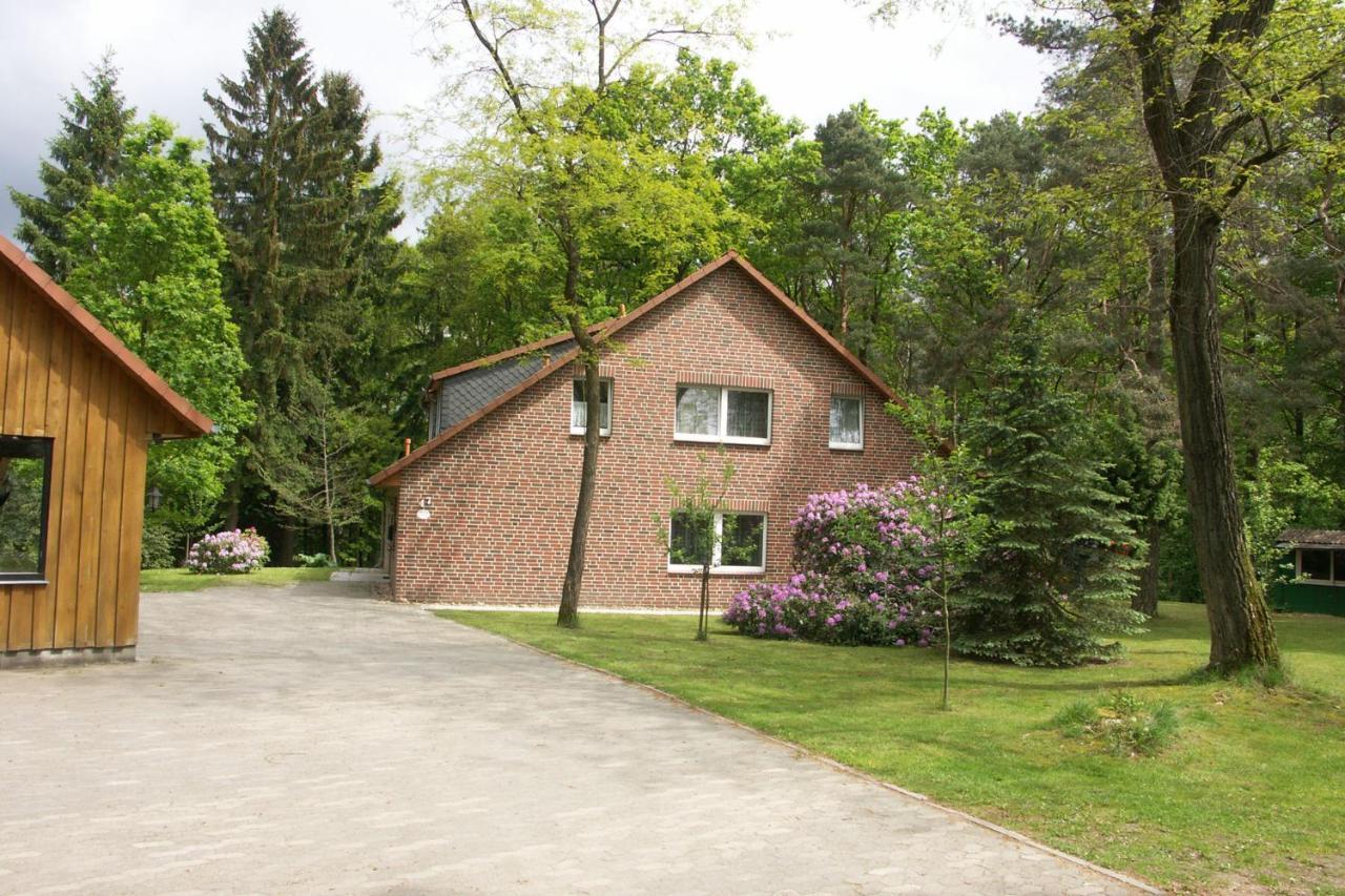 Ferienwohnung Im Waldhaus Bispingen Exterior foto